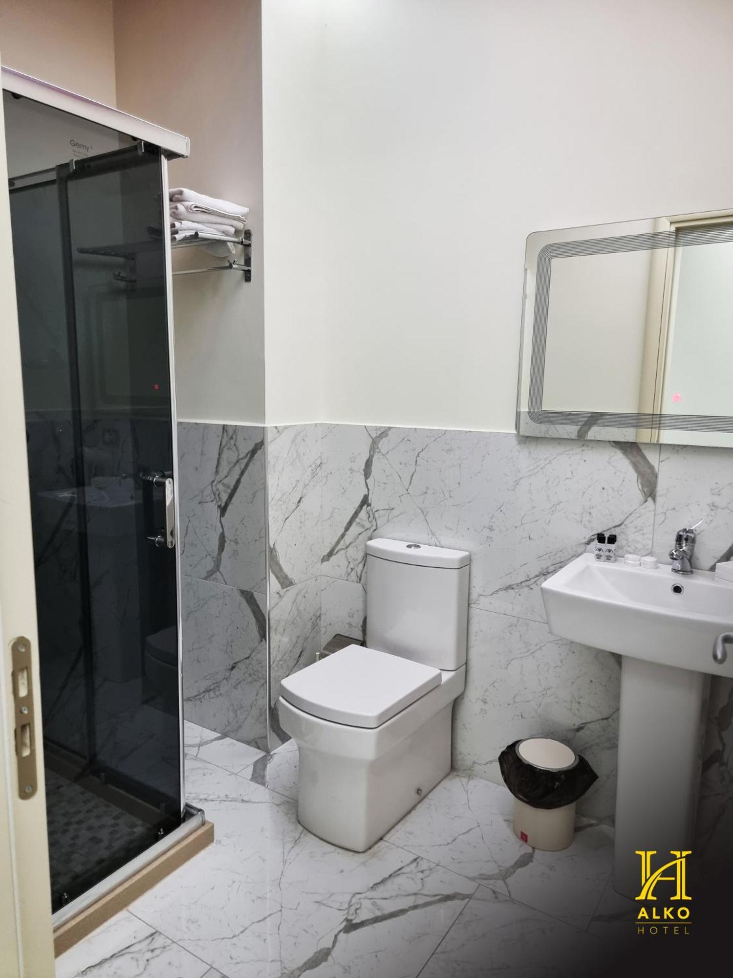 Alko Hotel Шкодер Екстер'єр фото